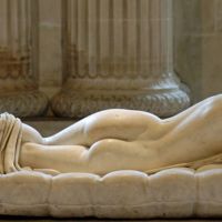 1200px-Borghese_Hermaphroditus_Louvre_Ma231.jpg